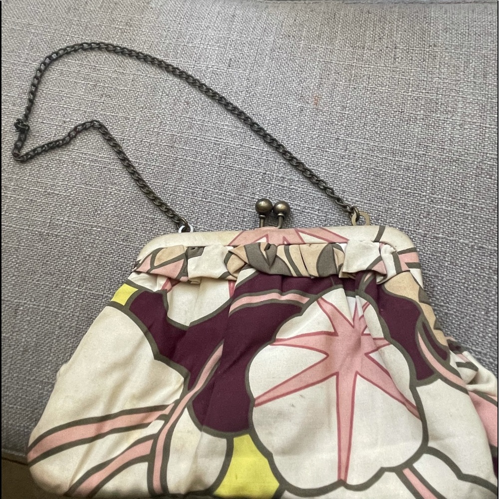 Y2K Vintage GAP Silk Floral Pattern Chain Clutch